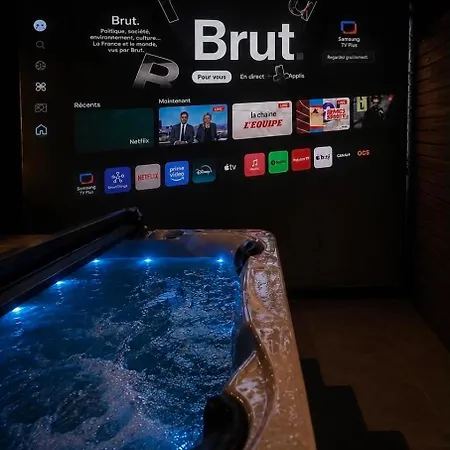 12 Pers Proche De Cognac - Piscine, Jacuzzi, Sauna Vila