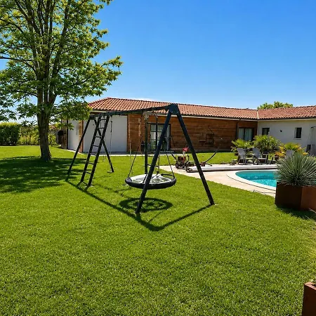 12 Pers Proche De Cognac - Piscine, Jacuzzi, Sauna Vila *