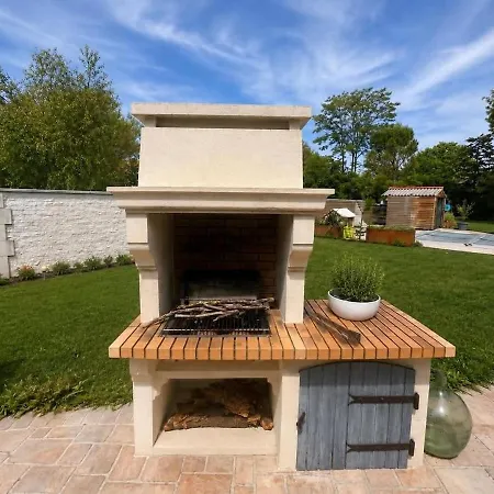Vila 12 Pers Proche De Cognac - Piscine, Jacuzzi, Sauna Merpins
